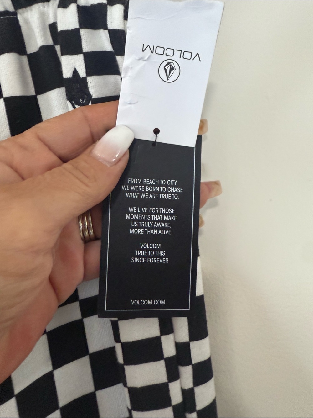 Volcom NWT Black & White Checkerboard Jogger Pants In size medium - Picture 6 of 16